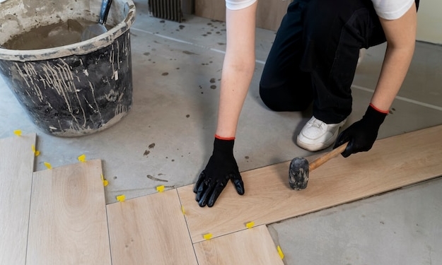Монтаж ламината на паркет