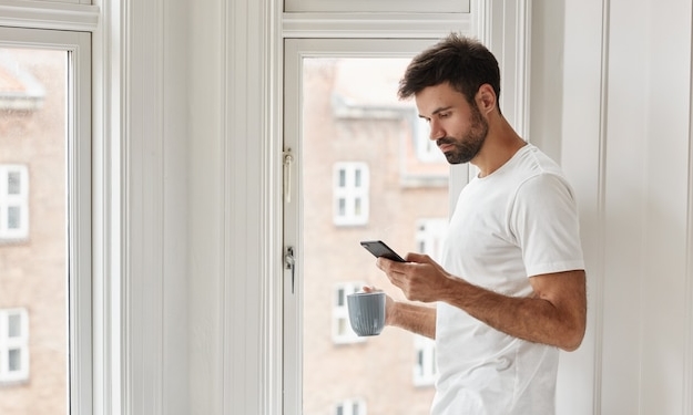 Как правильно соединить окно к двери