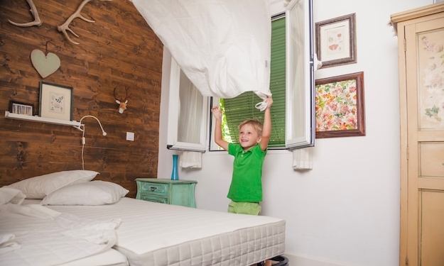 Как украсить спальню дизайн