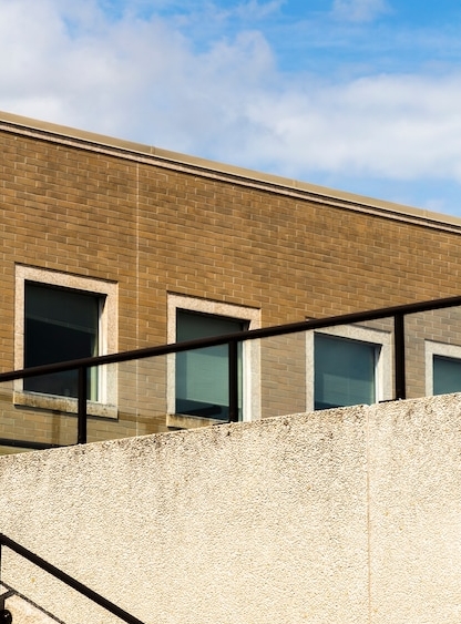 Что такое вентилируемый фасад кирпичного дома