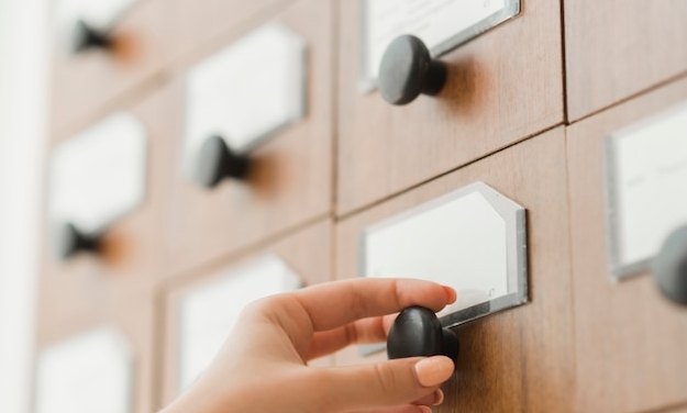 Монтаж клавишного выключателя legrand