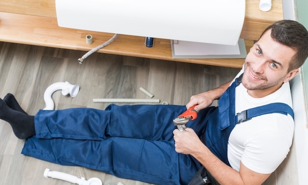 Как правильно утеплить водопровод в частном доме