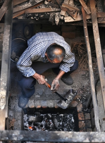 Как построить погреб в доме под полом