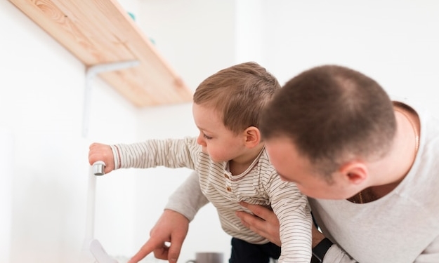 Монтаж розеток на кухне на плитку