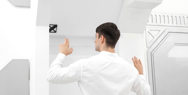 Как проводится проверка вентиляции в многоквартирном доме