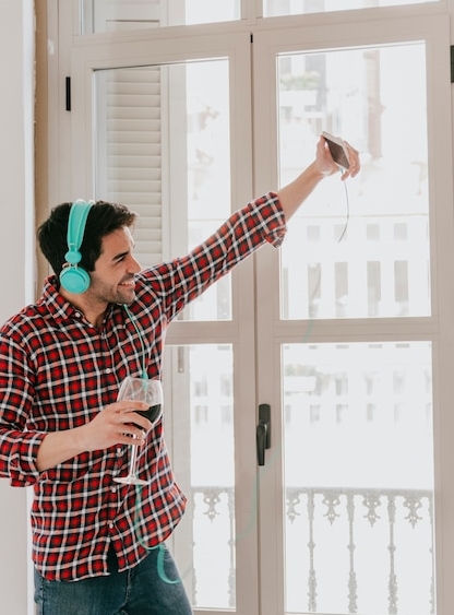 Как собрать пластиковую дверь с окном