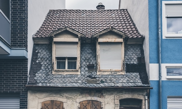 Дом кирпич крыша мягкая кровля