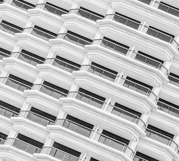 Кто занимается прочисткой вентиляции в многоквартирном доме