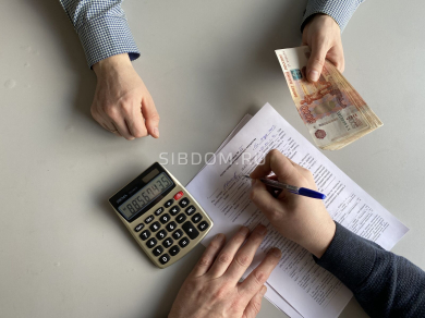 Принят новый закон о рассрочке: покупатели квартир рискуют остаться без ипотеки.